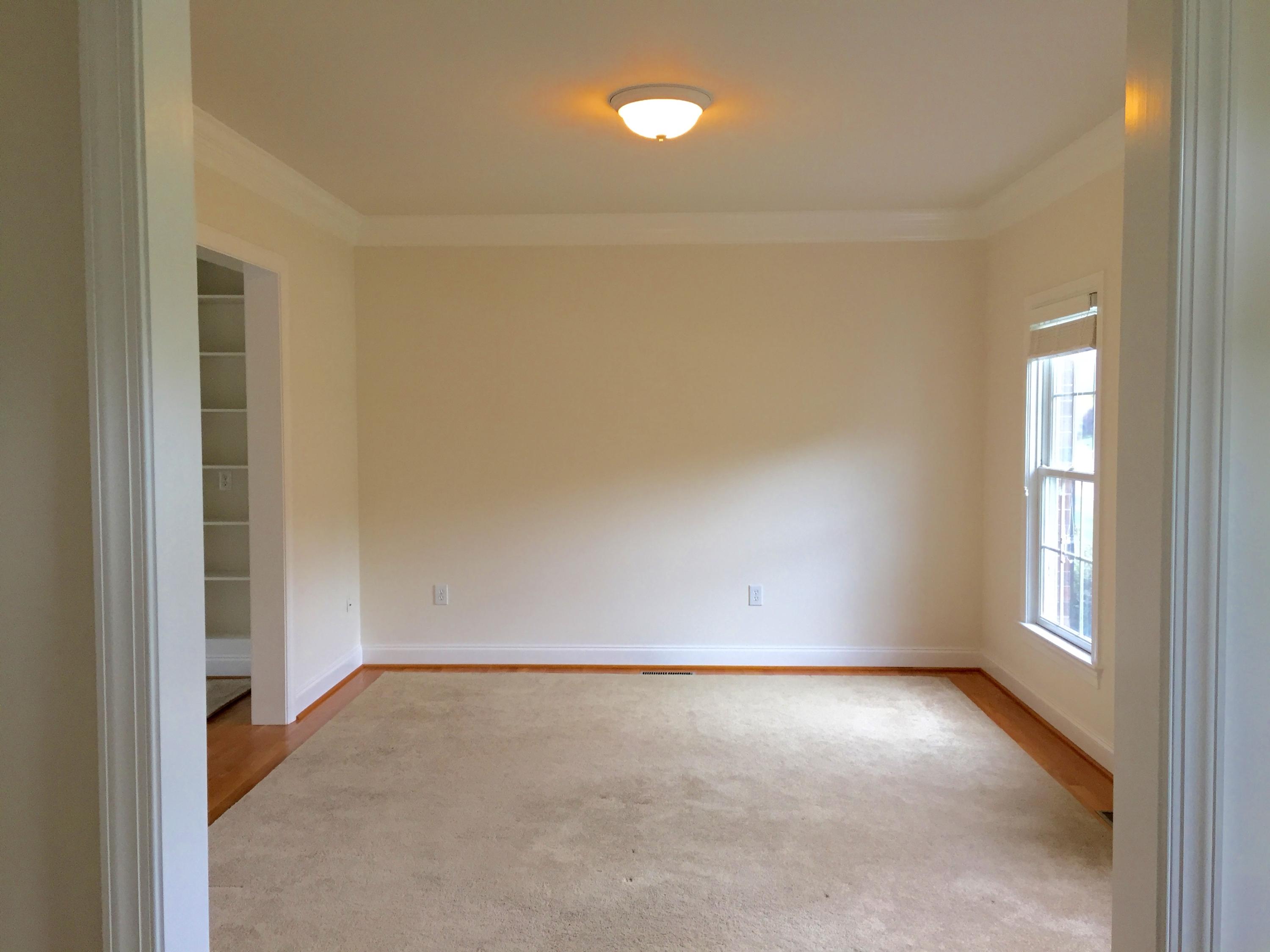 616 Highfield Road Salem, VA 24153 - Photo 2 of 18 IMG_3794