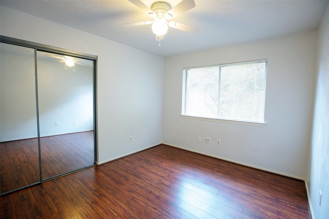 415 Abbott Circle Sugar Land, TX 77498 - Photo 14 of 19 Bedroom 2. Beautiful natural light just fills this room!