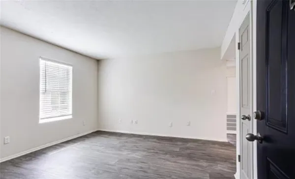 $895 | 4375 Cascade Road, Unit G075, Atlanta, GA 30331