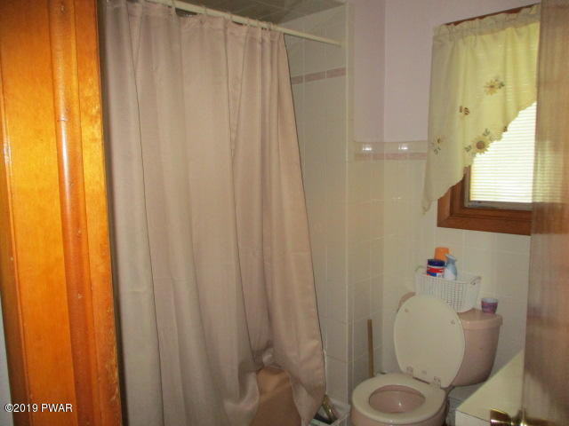 113 T Rt 351 Moscow, PA 18444 - Photo 20 of 24