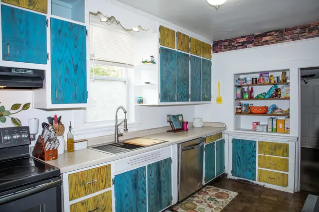 $239,900 | 812 North 5th Street, Sheboygan, WI 53081