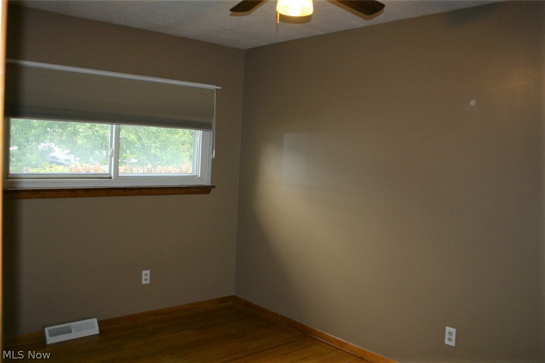 4173 Patton Road Cleveland, OH 44109 - Photo 12 of 19 Gallery Image 12