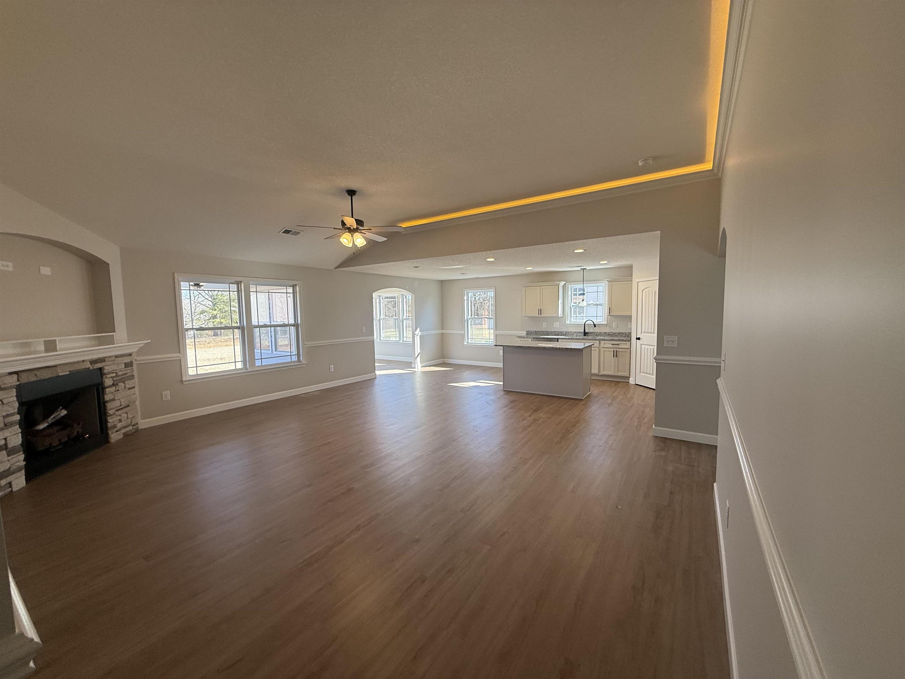 552 Adventure Isla Way Campobello, SC 29322 - Photo 3 of 15