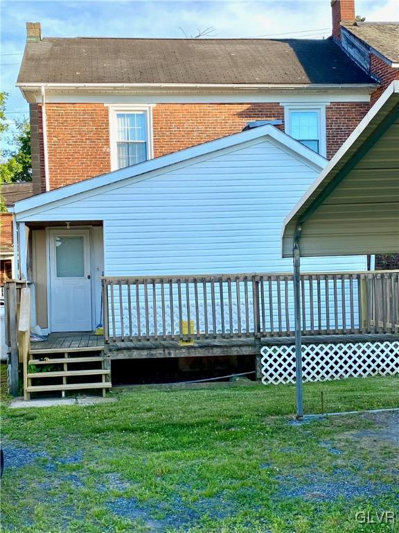 682 Washington Boulevard Bangor, PA 18013 - Photo 4 of 21 a backyard of a house
