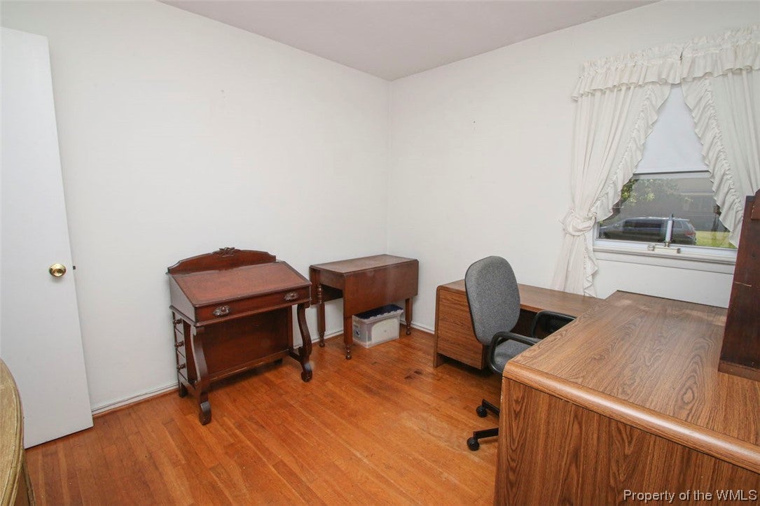 623 Spruce Road Newport News, VA 23601 - Photo 24 of 35 Gallery Image 24