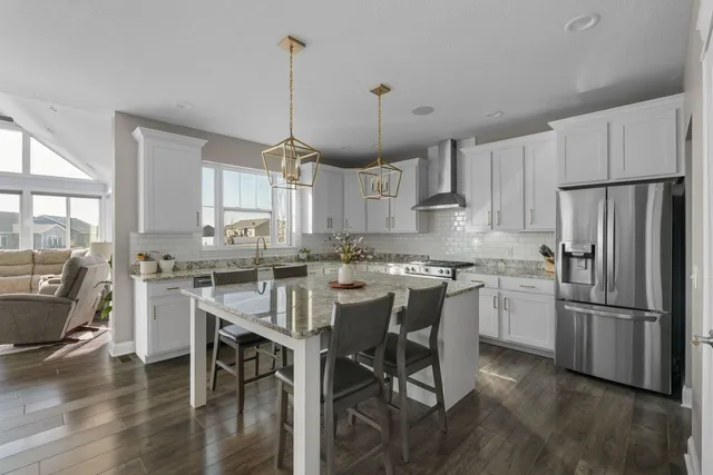 $750,000 | 4697 Mason Run, Bettendorf, IA 52722