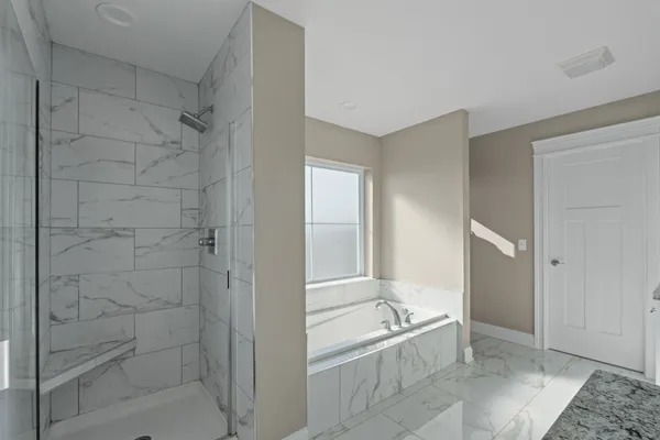 $739,900 | 4697 Mason Run, Bettendorf, IA 52722