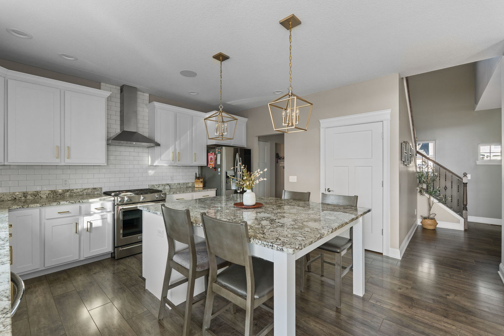 4697 Mason Run Bettendorf, IA 52722 - Photo 3 of 69