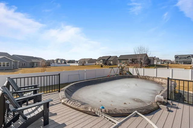 $750,000 | 4697 Mason Run, Bettendorf, IA 52722