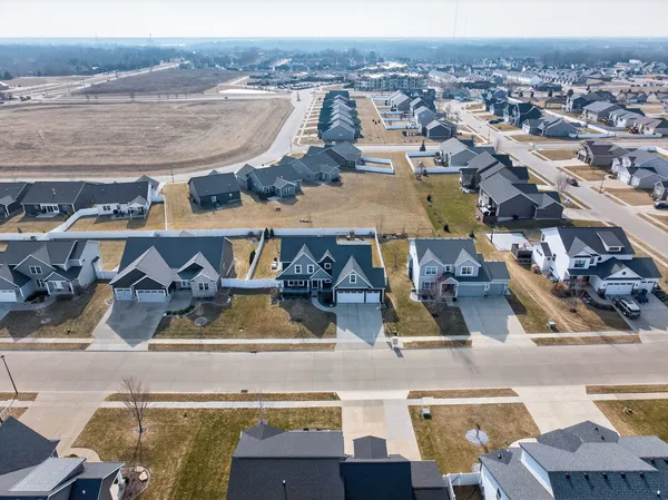 $739,900 | 4697 Mason Run, Bettendorf, IA 52722