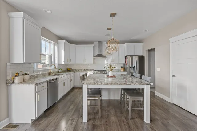 $750,000 | 4697 Mason Run, Bettendorf, IA 52722