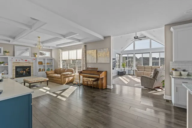 $750,000 | 4697 Mason Run, Bettendorf, IA 52722