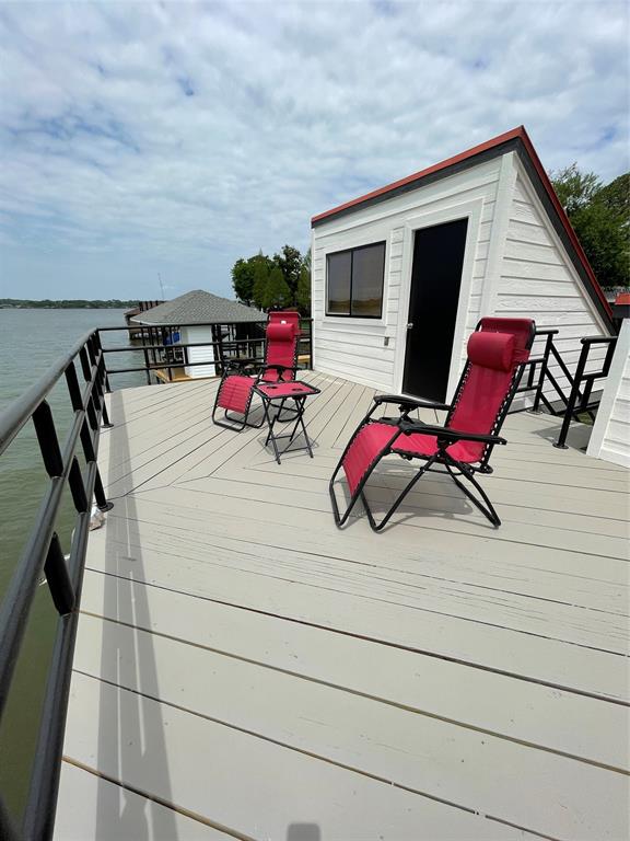 6207 Point Lavista Malakoff, TX 75148 - Photo 36 of 40 a view of a chairs and tables in patio of the house