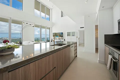 $1,995,000 | 3470 East Coast Avenue, Unit PH102, Miami, FL 33137