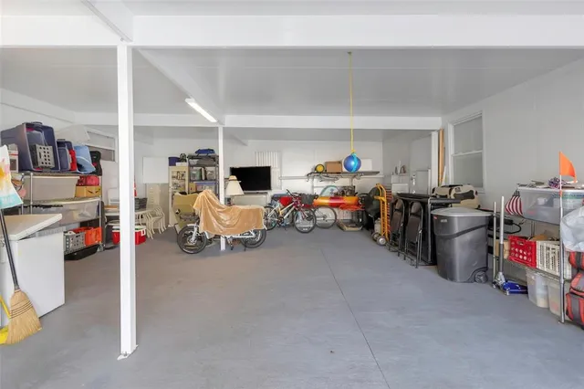 $275,000 | 294 Colonial Boulevard, Unit 48, Palm Harbor, FL 34684