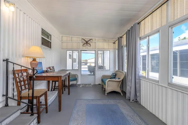 $275,000 | 294 Colonial Boulevard, Unit 48, Palm Harbor, FL 34684