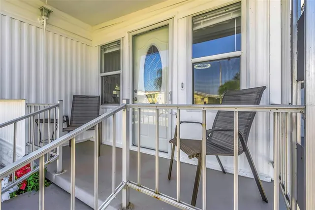 $275,000 | 294 Colonial Boulevard, Unit 48, Palm Harbor, FL 34684