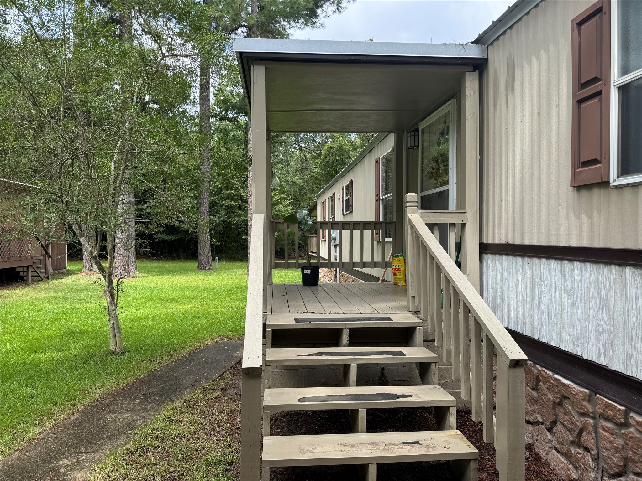 18 Mockingbird Trinity, TX 75862 - Photo 30 of 30 a view of outdoor space and yard