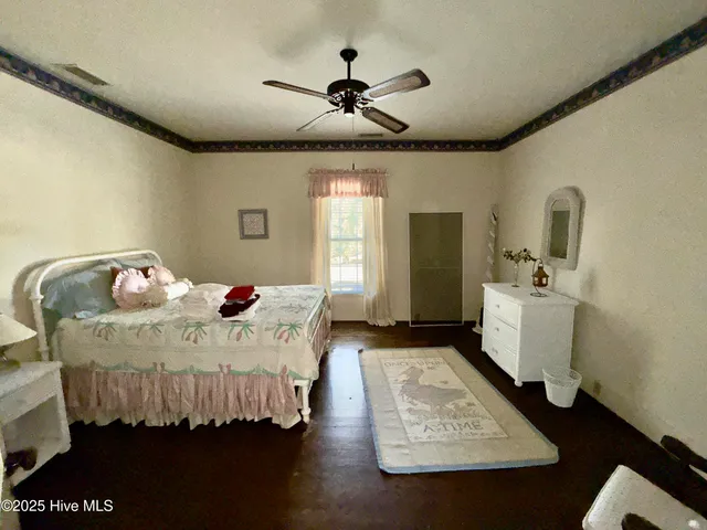 $325,000 | 4085 Grimmersburg Street, Farmville, NC 27828