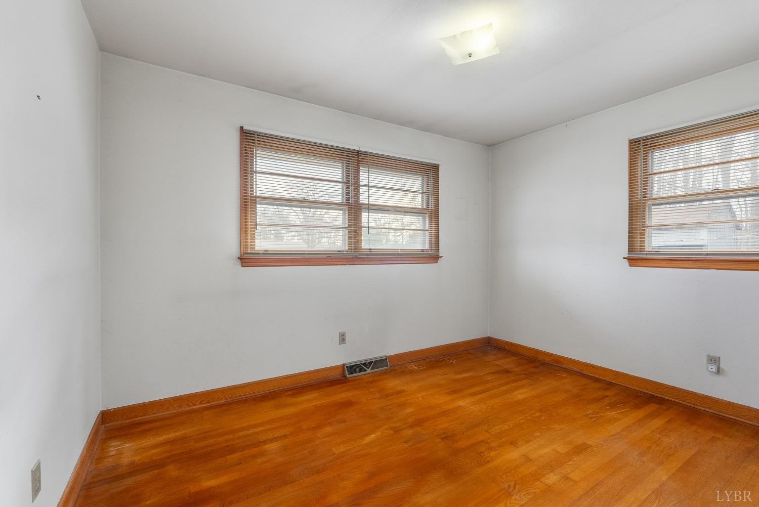 528 Jasper Wood Road Hurt, VA 24563 - Photo 24 of 44 an empty room with a window