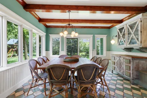 $1,375,000 | 1019 Tarrant Drive, Fontana, WI 53125