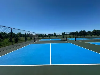 $1,375,000 | 1019 Tarrant Drive, Fontana, WI 53125