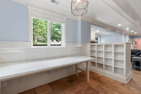 $1,375,000 | 1019 Tarrant Drive, Fontana, WI 53125