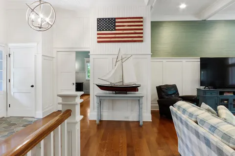 $1,375,000 | 1019 Tarrant Drive, Fontana, WI 53125