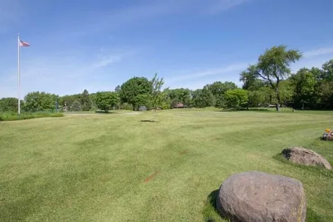 $1,375,000 | 1019 Tarrant Drive, Fontana, WI 53125