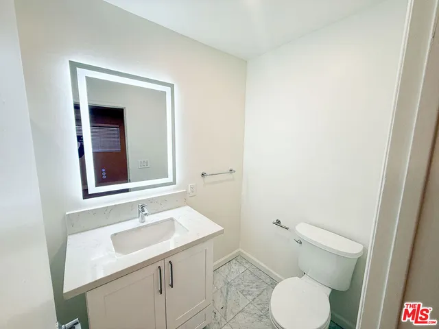 $3,795 | 1117 South Bedford Street, Unit 101, Los Angeles, CA 90035