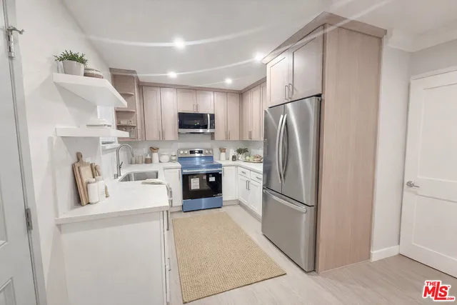 $3,795 | 1117 South Bedford Street, Unit 101, Los Angeles, CA 90035