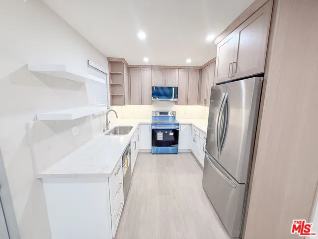 $3,795 | 1117 South Bedford Street, Unit 101, Los Angeles, CA 90035