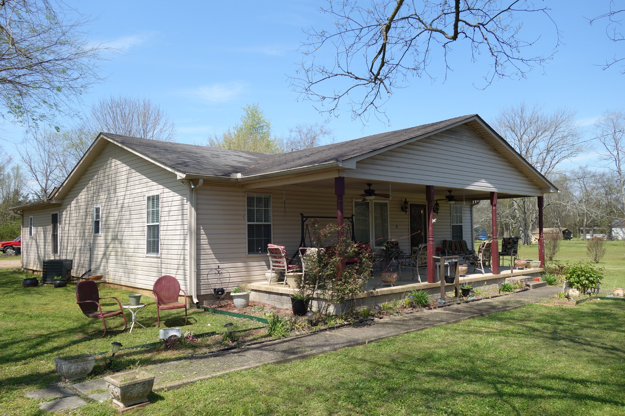 724 Double Springs Road Murfreesboro, TN 37127 - Photo 3 of 36 Gallery Image 3