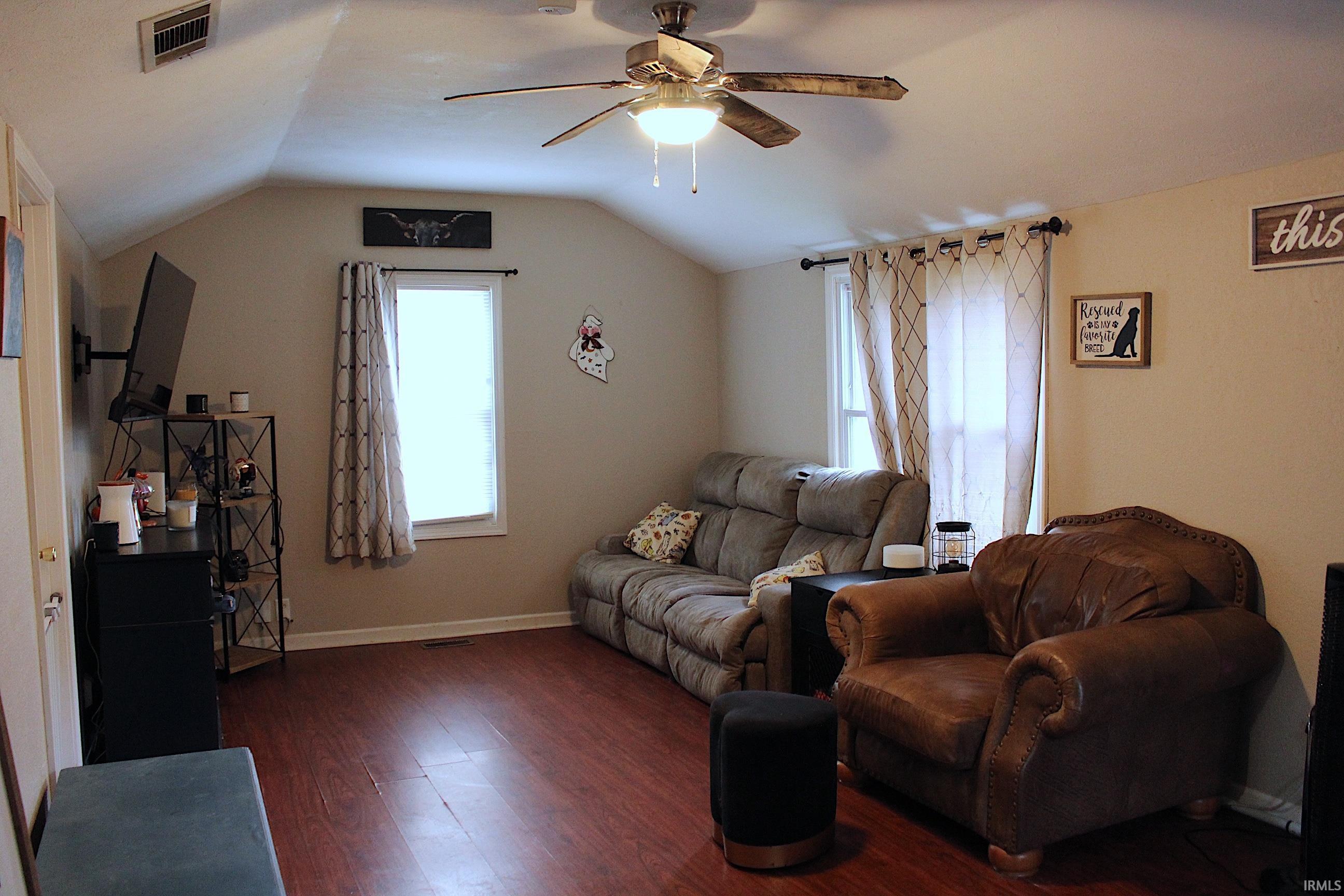 113 4th Street Newburgh, IN 47630 - Photo 3 of 21 Gallery Image 3