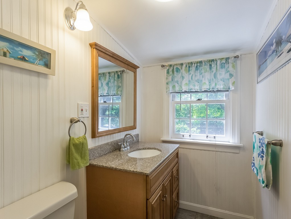 16 Windsor Road Beverly, MA 01915 - Photo 19 of 29 Gallery Image 19