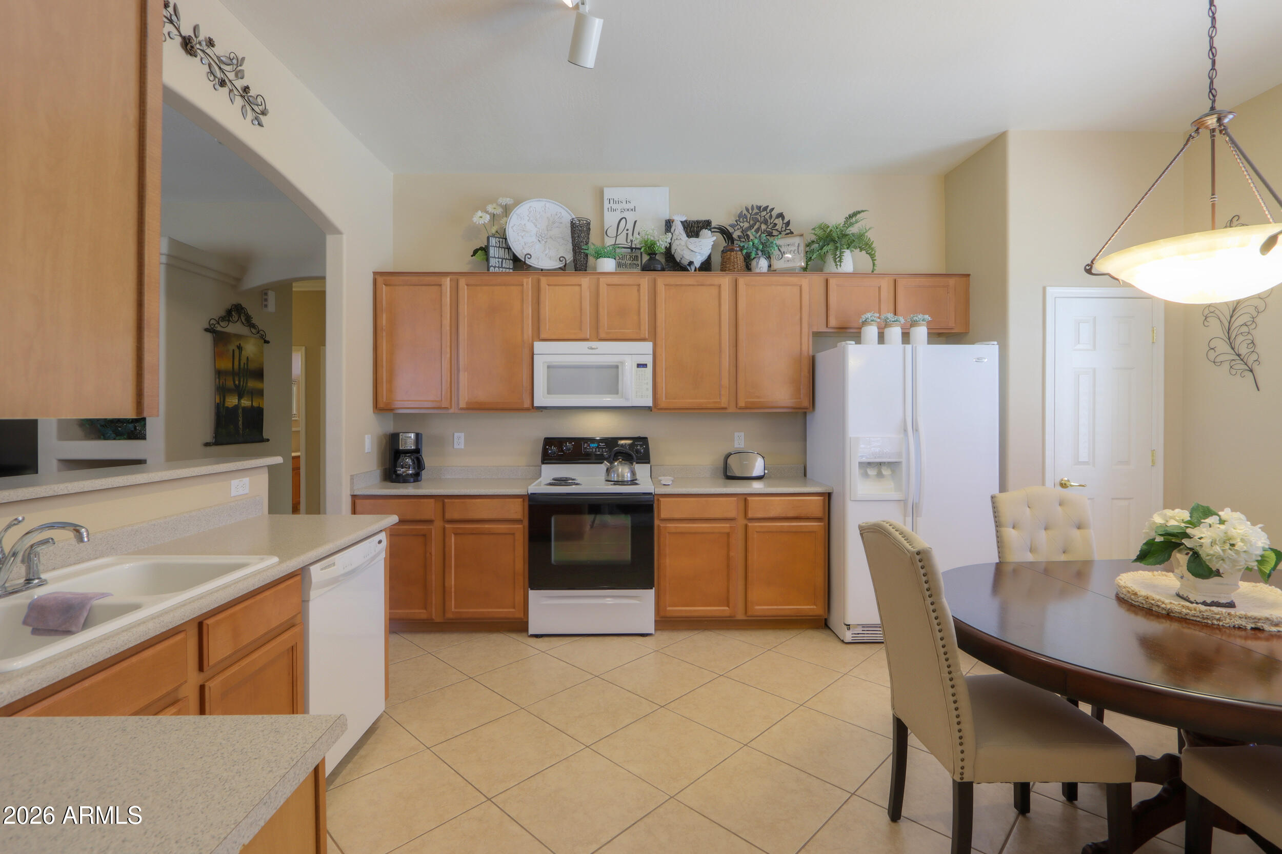 21563 Greenway Road Maricopa, AZ 85138 - Photo 11 of 35