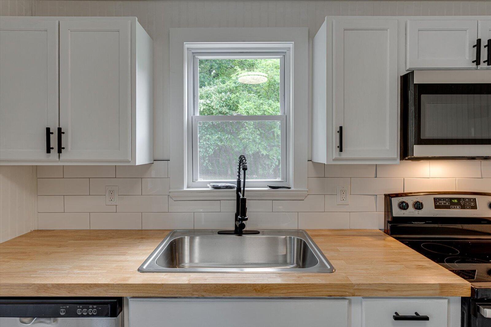 9 Longstreet Road Rossville, GA 30741 - Photo 8 of 35 09-9 Longstreet Rd-24