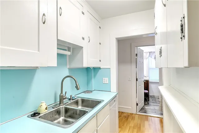 $2,800 | 509 Middle Highway, Barrington, RI 02806