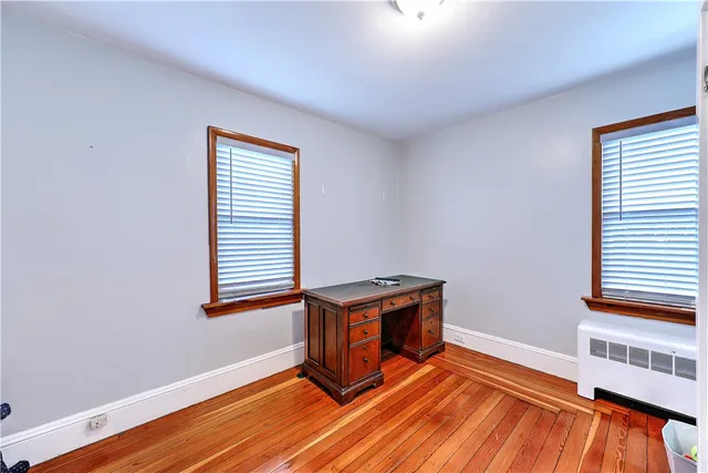 $2,800 | 509 Middle Highway, Barrington, RI 02806