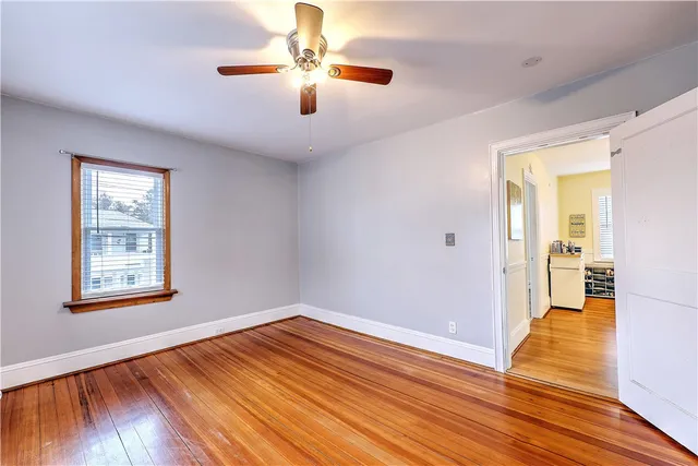 $2,800 | 509 Middle Highway, Barrington, RI 02806