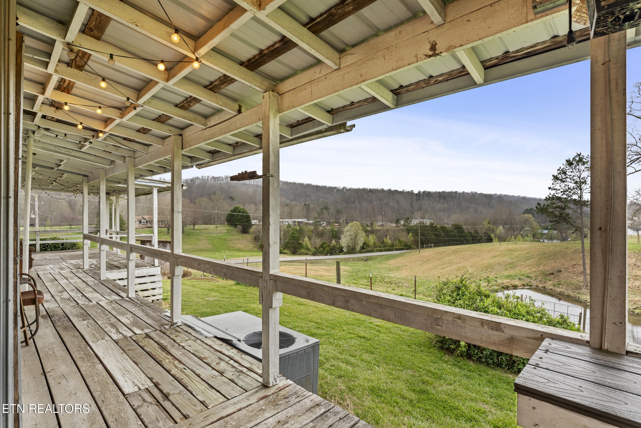 1397 Tater Valley Road Washburn, TN 37888 - Photo 10 of 60 Gallery Image 10