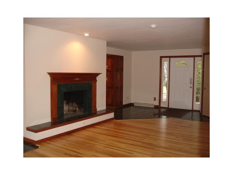 116 Oak Ridge Drive Butler, PA 16002 - Photo 14 of 20 Family Room.