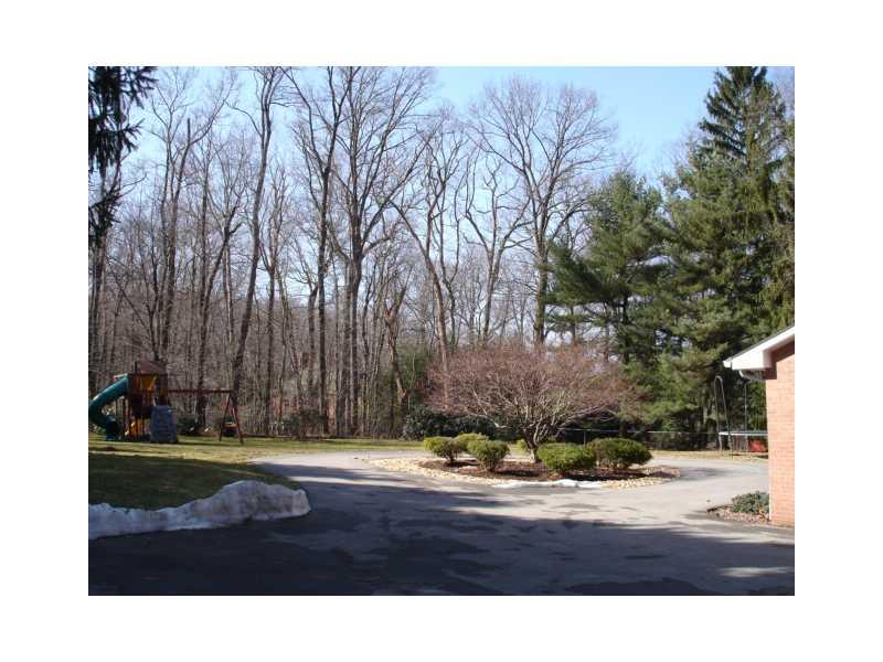 116 Oak Ridge Drive Butler, PA 16002 - Photo 20 of 20 Yard/Garden.