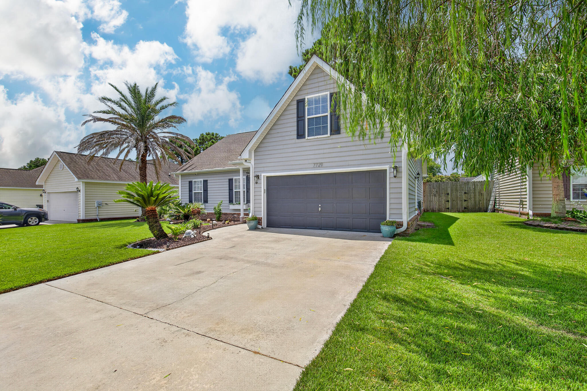 7729 Fayetteville Road North Charleston, SC 29418 - Photo 3 of 64 Front of house