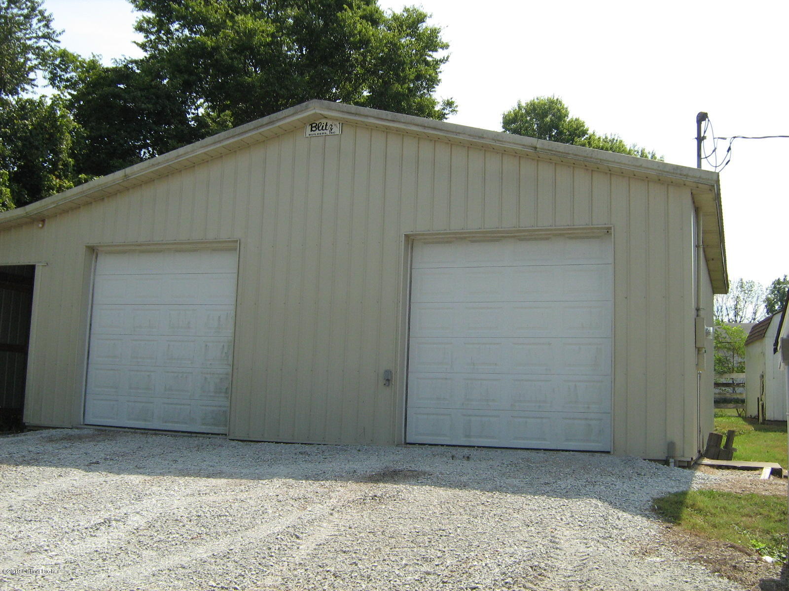6705 West Orell Road Louisville, KY 40272 - Photo 6 of 26 IMG_1606