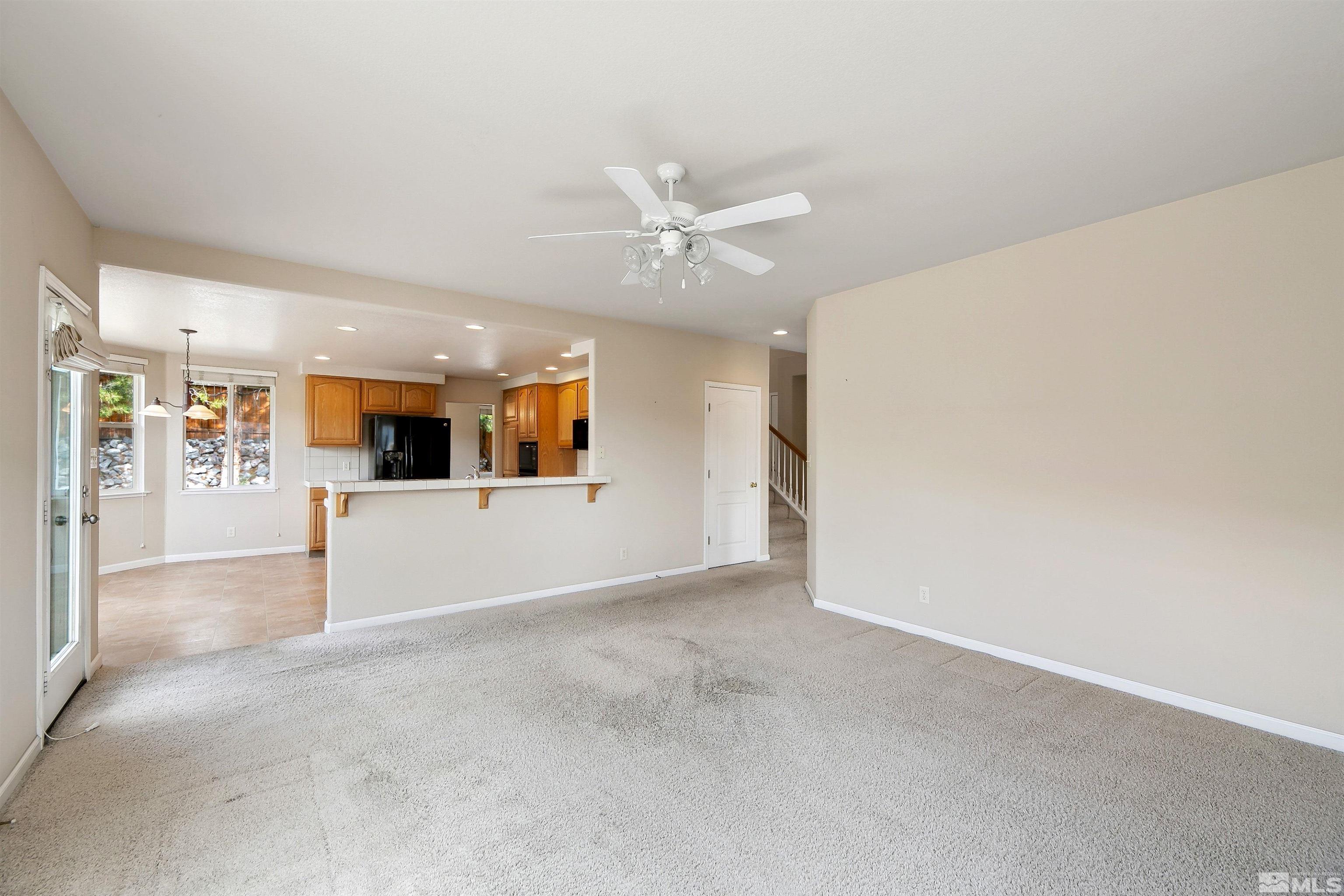 2725 Avenida De Landa Reno, NV 89523 - Photo 15 of 32 Photo 15
