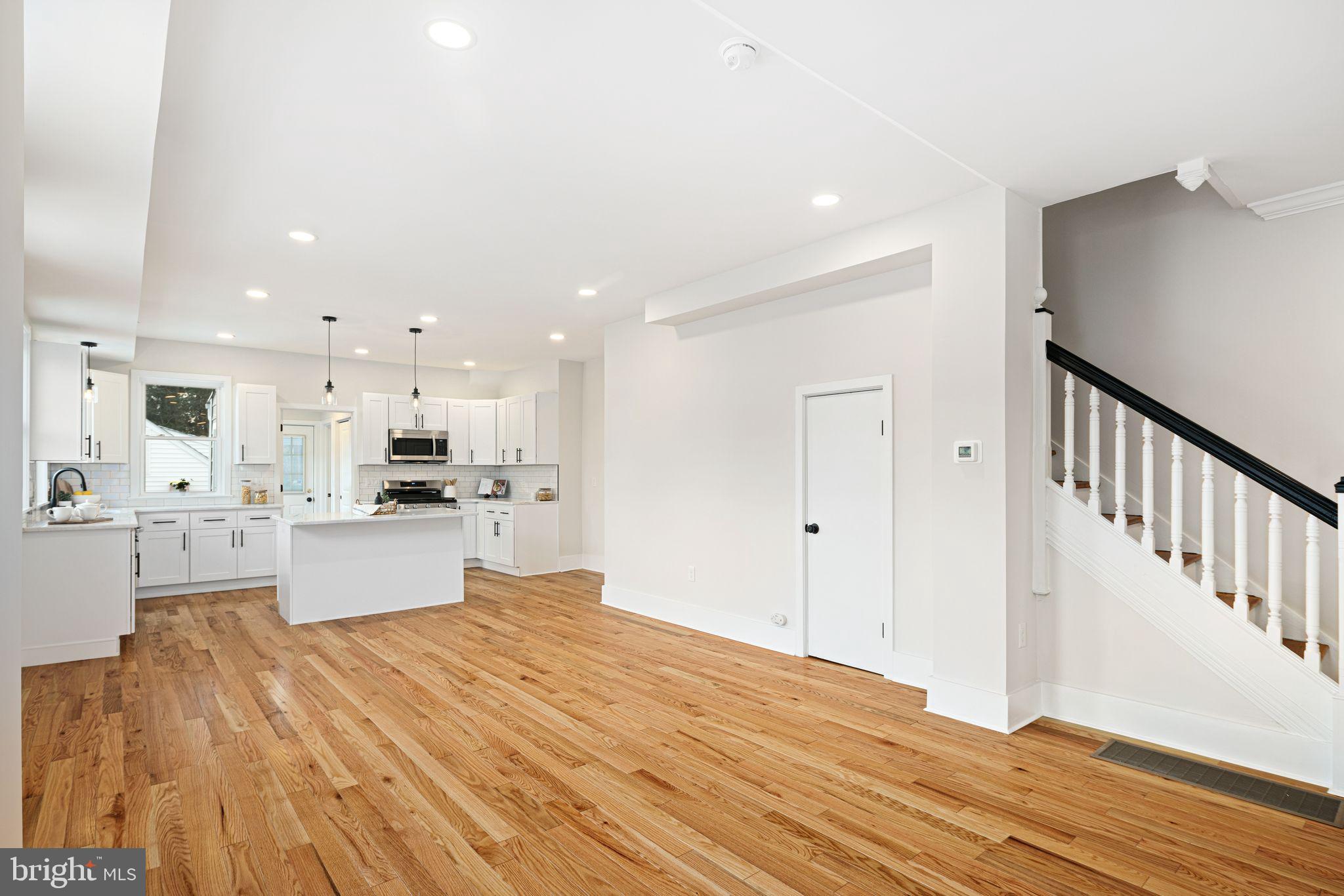 2 Waverly Road Wyncote, PA 19095 - Photo 4 of 31