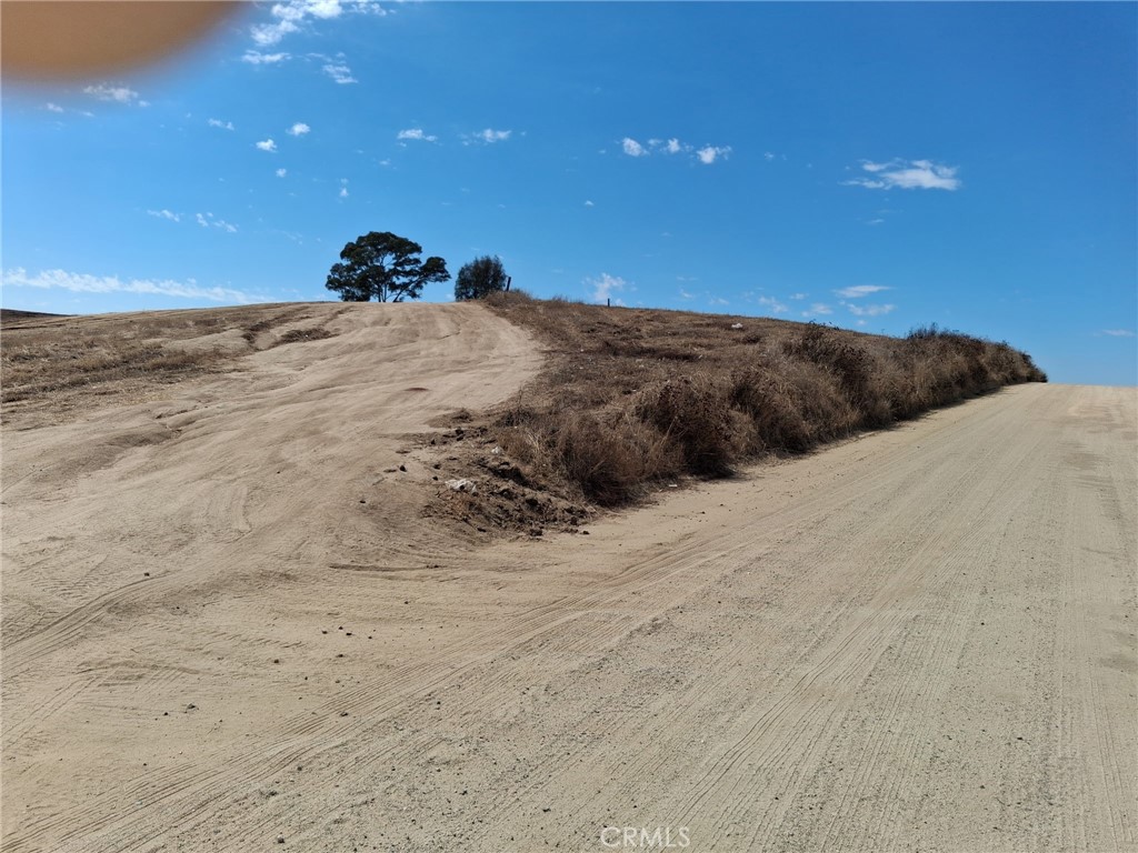 2 Buck Road Temecula, CA 92591 - Photo 2 of 3 Gallery Image 2