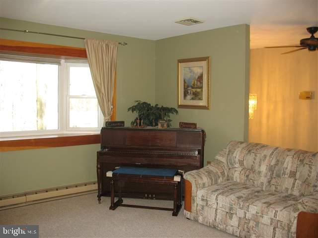 105 Village Road Etters, PA 17319 - Photo 4 of 22 Gallery Image 4