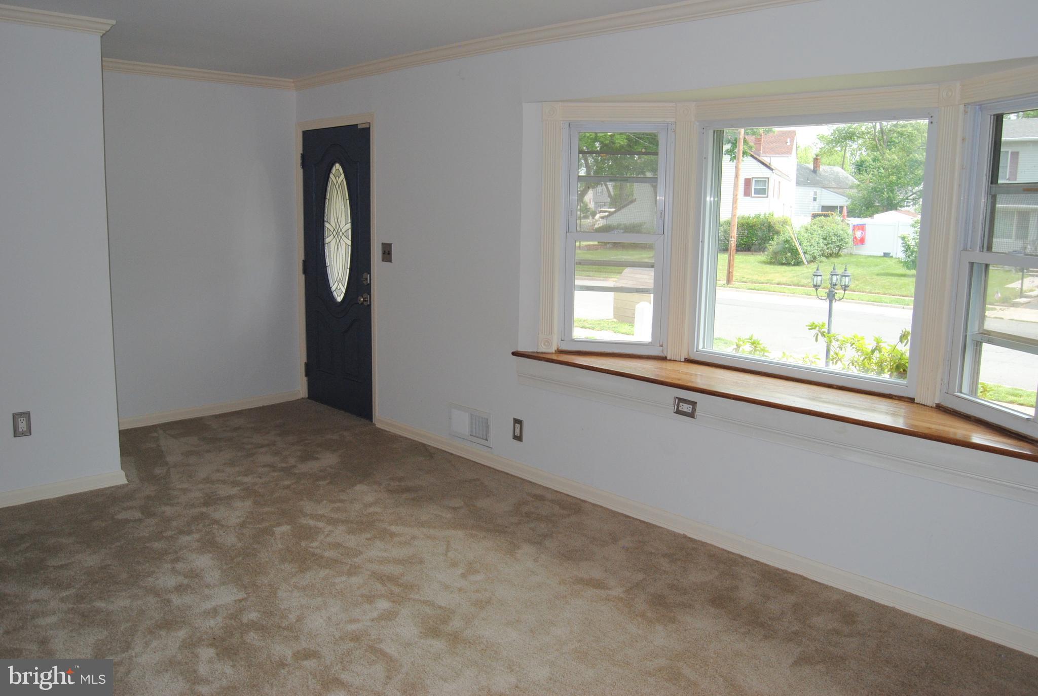 6 Miry Brook Road Hamilton, NJ 08690 - Photo 6 of 32 Living Room View